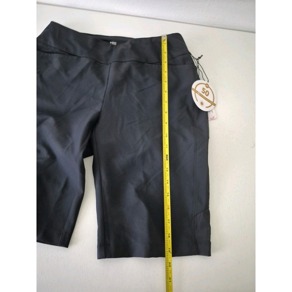 Tail Shorts Womens 4 Black White Label Side Insert 11‎ Golf NEW - Picture 8 of 9